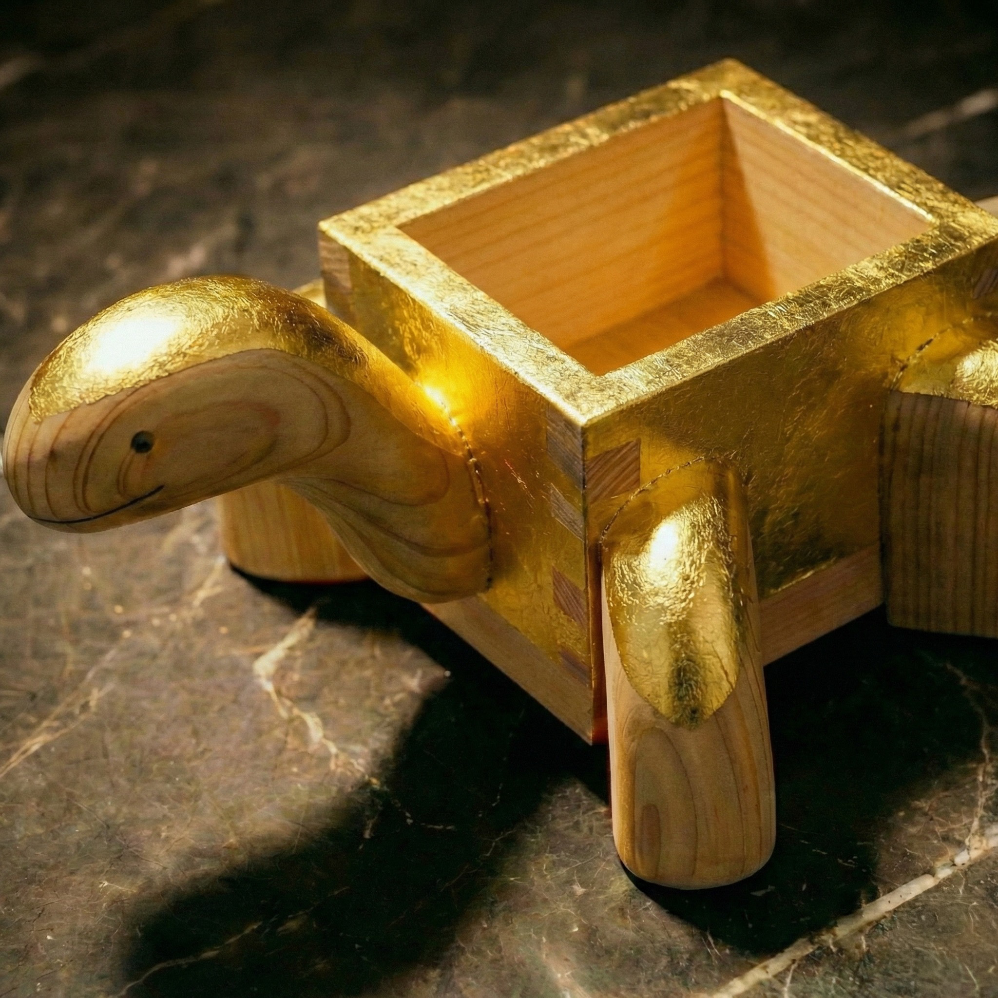 MASUKAME Special Specification - Custom Japanese craft with gold leaf, engraving options | 枡亀特別仕様・名入れ・金箔